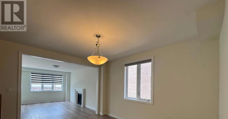 2411 Laurelview Street, Oshawa, ON, L1L 0X4 - 6