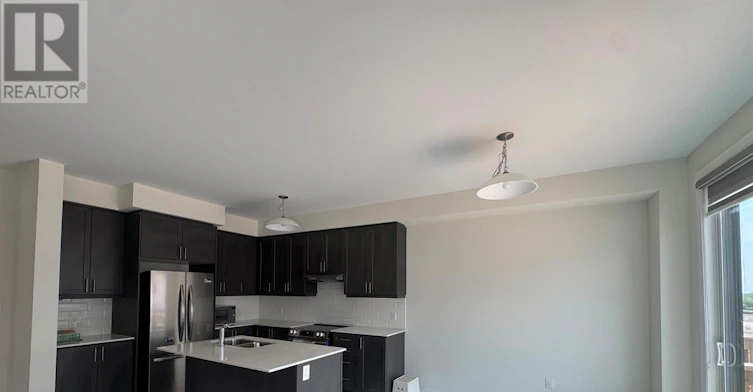 2411 Laurelview Street, Oshawa, ON, L1L 0X4 - 11