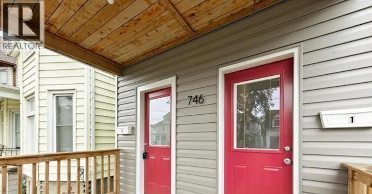 UPPER-746 Dougall Avenue, Windsor, ON, N9A 4P8 - 2