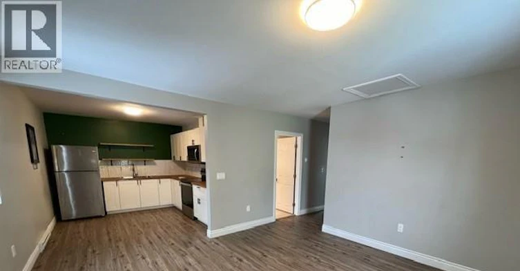 UPPER-746 Dougall Avenue, Windsor, ON, N9A 4P8 - 10