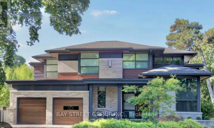 4 Sir Brandiles Place