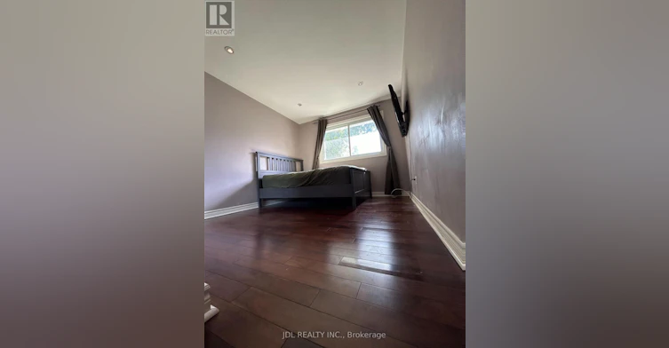 MAIN FLOOR-23 Pineway Blvd Boulevard W, Toronto, ON, M2H 1A3 - 21