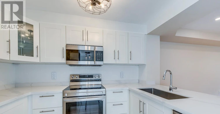 204 Roxton Road, Oakville, ON, L6H 6M8 - 13
