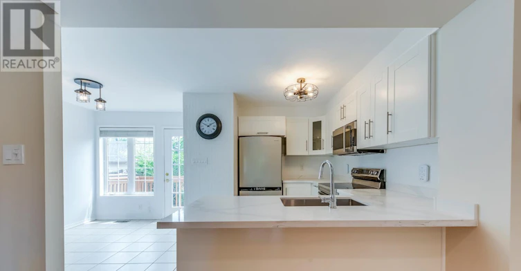 204 Roxton Road, Oakville, ON, L6H 6M8 - 8