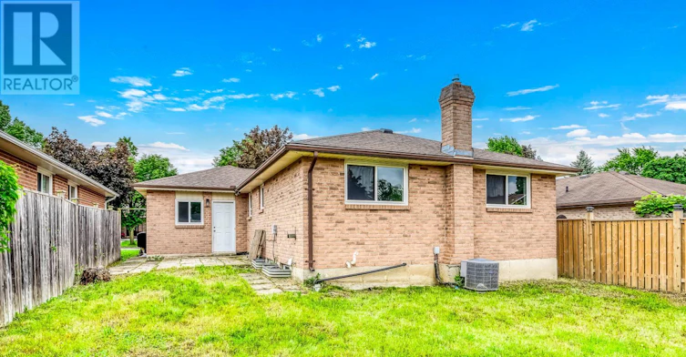 115 Scenic Wood Crescent, Kitchener, ON, N2A 3N2 - 44