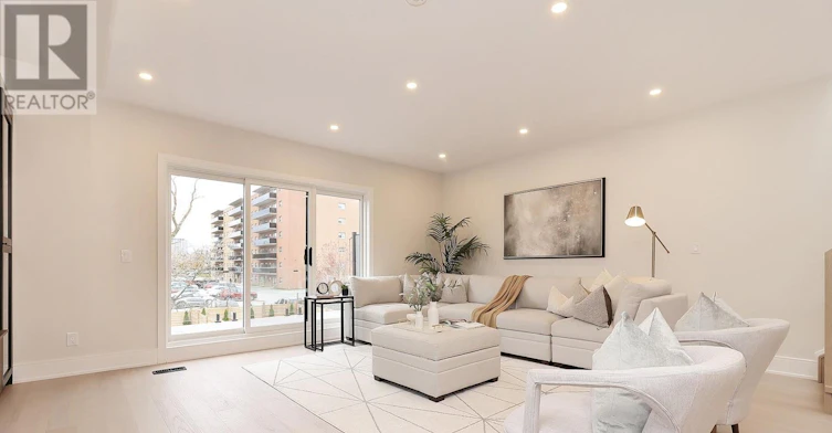 MAIN-1046 Roosevelt Road, Mississauga, ON, L5G 3Y8 - 23