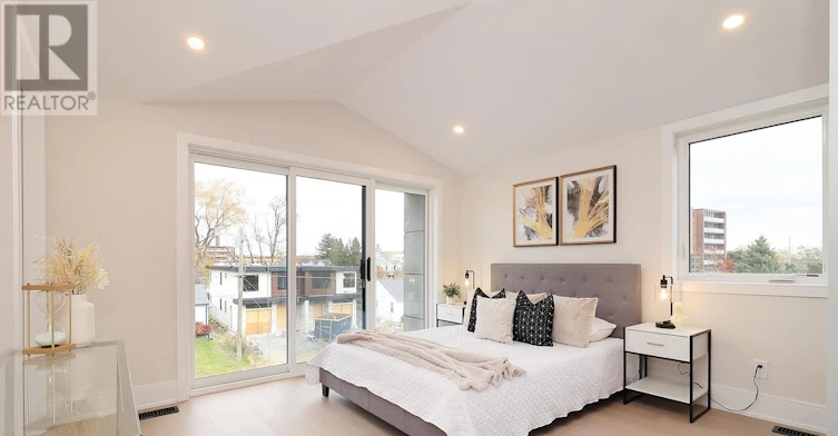 MAIN-1046 Roosevelt Road, Mississauga, ON, L5G 3Y8 - 27