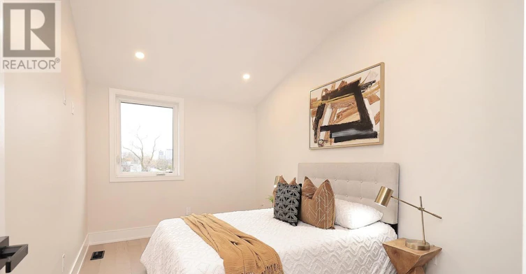 1046 Roosevelt Road, Mississauga, ON, L5G 3Y8 - 46