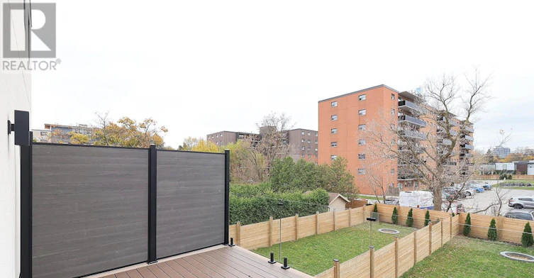 1048 Roosevelt Road, Mississauga, ON, L5G 3Y8 - 3