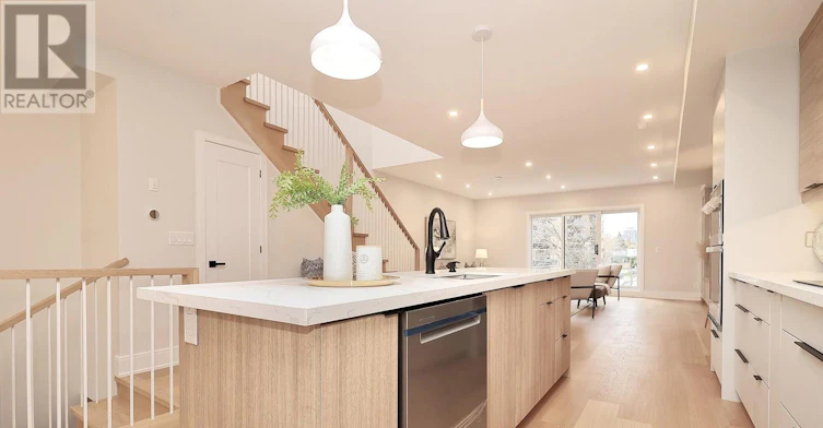 MAIN-1048 Roosevelt Road, Mississauga, ON, L5G 3Y8 - 17