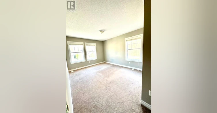 74 Cathedral High Street, Markham, ON, L6C 0P3 - 10
