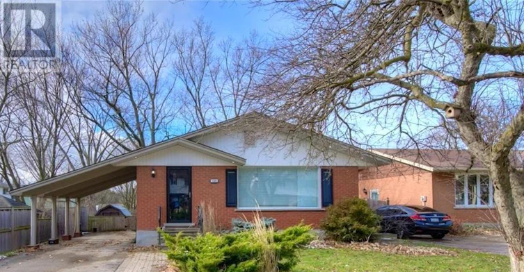199 Dixie Crescent, Waterloo, ON, N2J 3K9