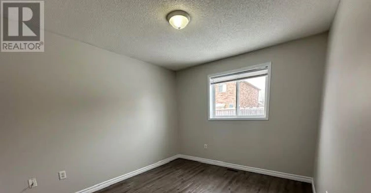 22 Larkin Drive, Barrie, ON, L4M 7A9 - 7