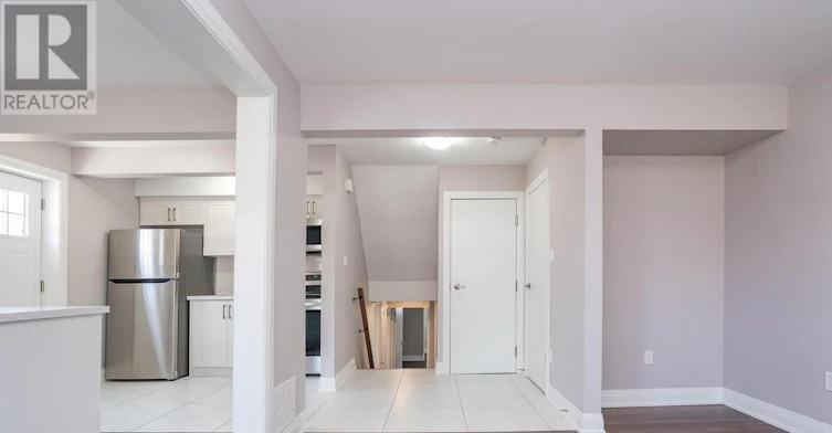 LOWER-208 Giltspur Drive, Toronto, ON, M3L 1N5 - 9
