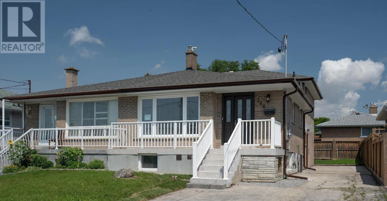 LOWER-208 Giltspur Drive, Toronto, ON, M3L 1N5