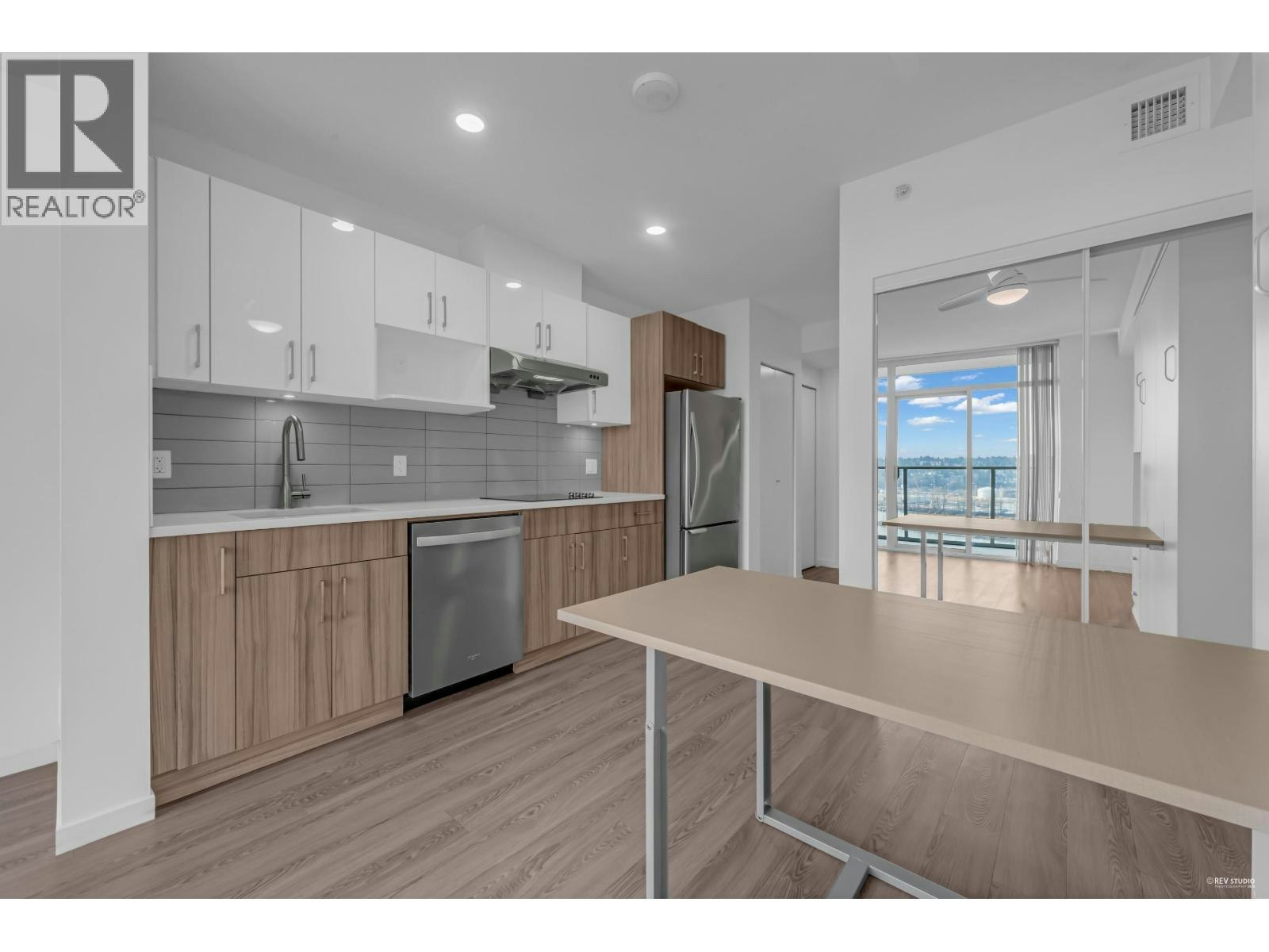 2704-900 Carnarvon Street, New Westminster, BC, V3M 0K4 - 14