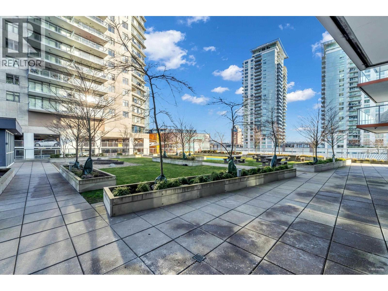 2704-900 Carnarvon Street, New Westminster, BC, V3M 0K4 - 28