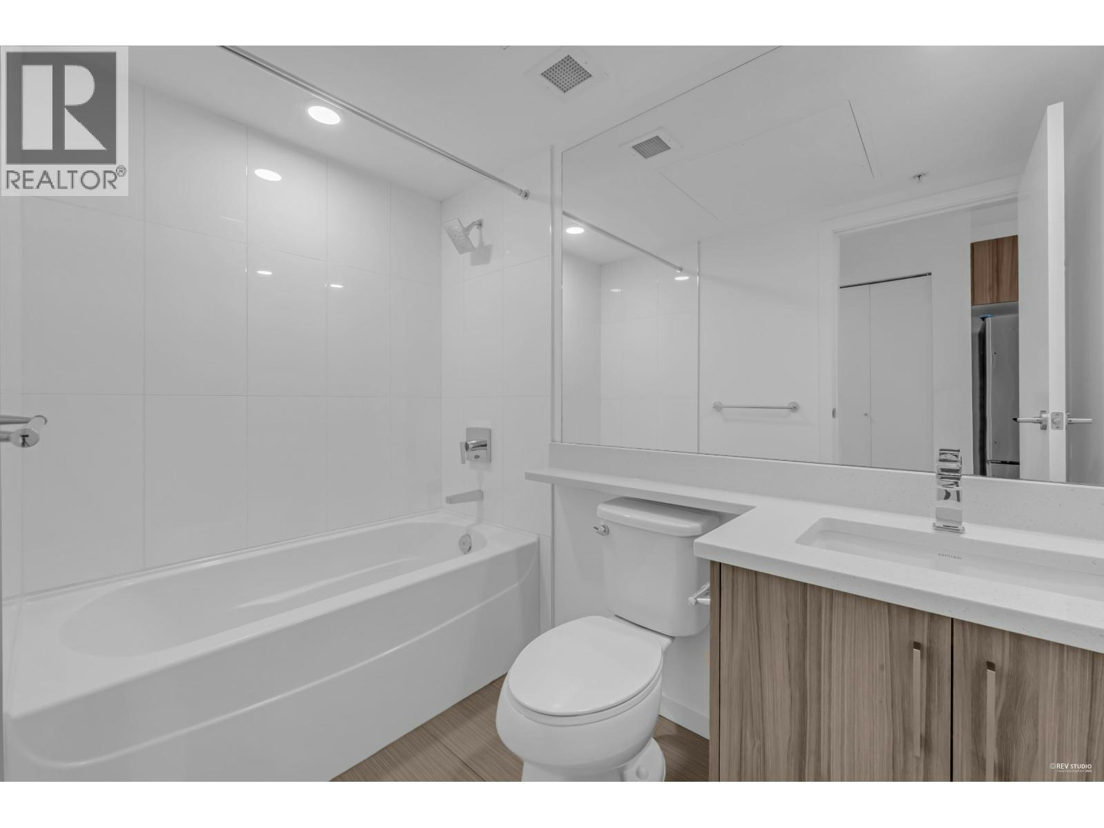 2704-900 Carnarvon Street, New Westminster, BC, V3M 0K4 - 20