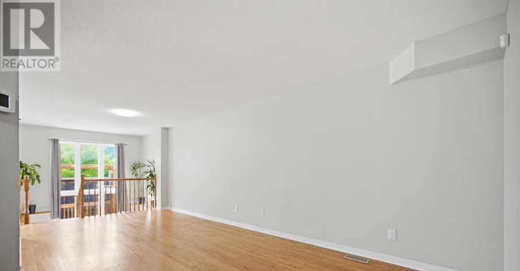 354 Rolling Meadow Crescent, Ottawa, ON, K1W 0A7 - 6