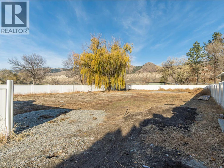 5764 Todd Hill Crescent, Kamloops, BC, V2C 4X8 - 14