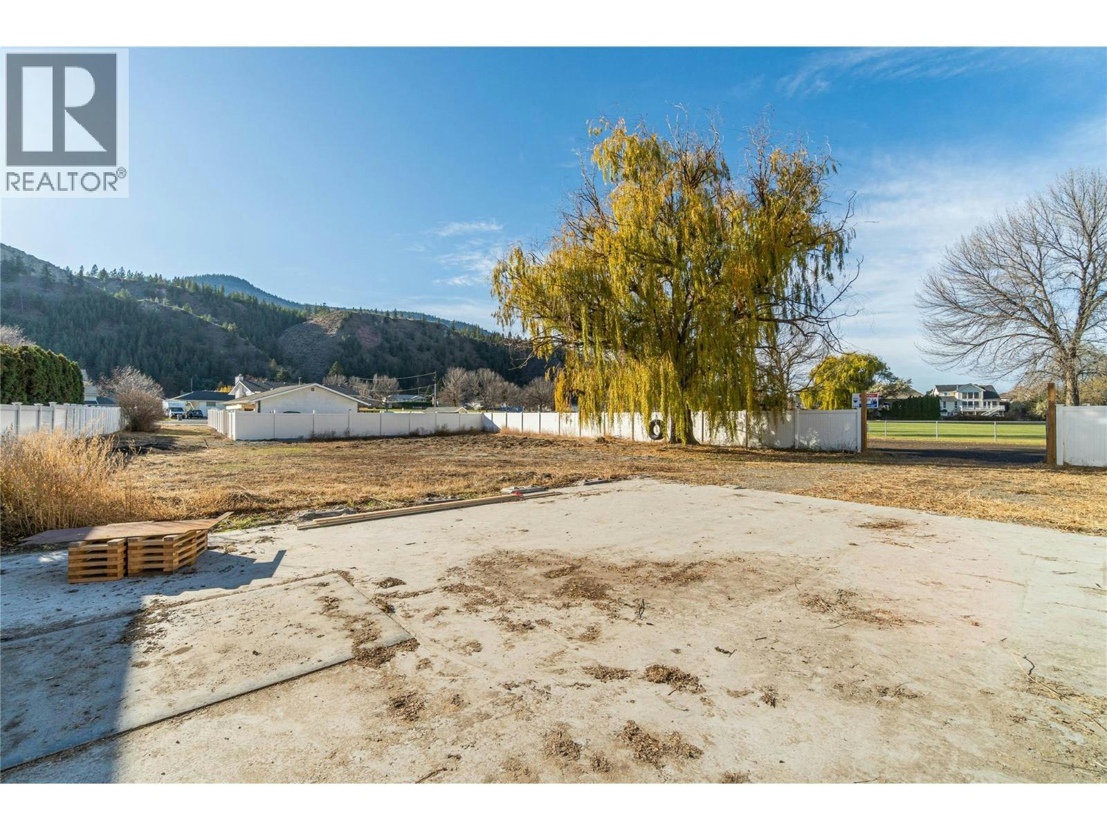 5764 Todd Hill Crescent, Kamloops, BC, V2C 4X8 - 18