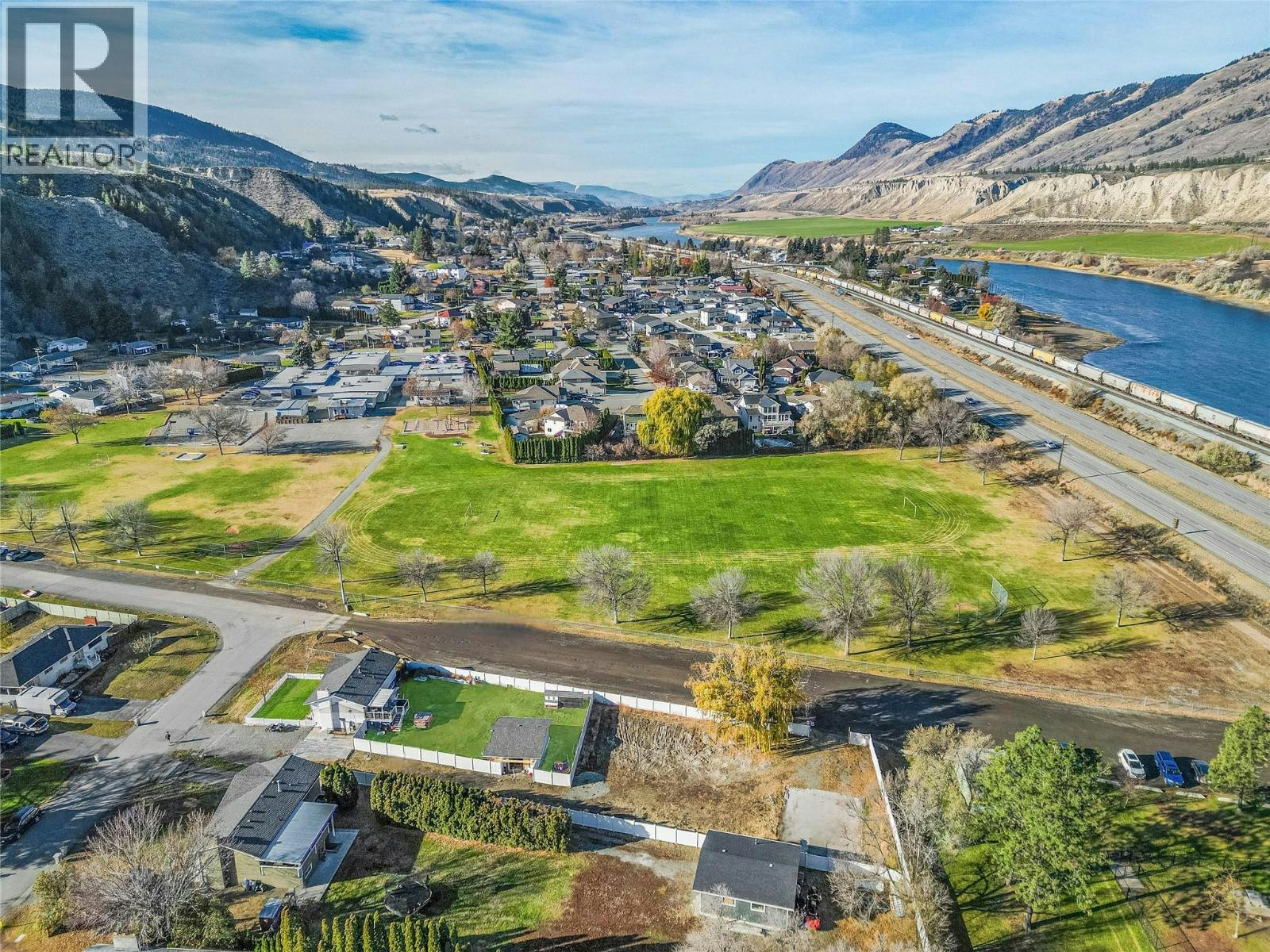 5764 Todd Hill Crescent, Kamloops, BC, V2C 4X8 - 8