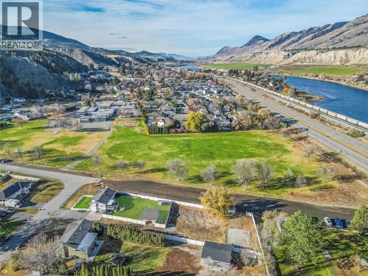 5764 Todd Hill Crescent, Kamloops, BC, V2C 4X8 - 8