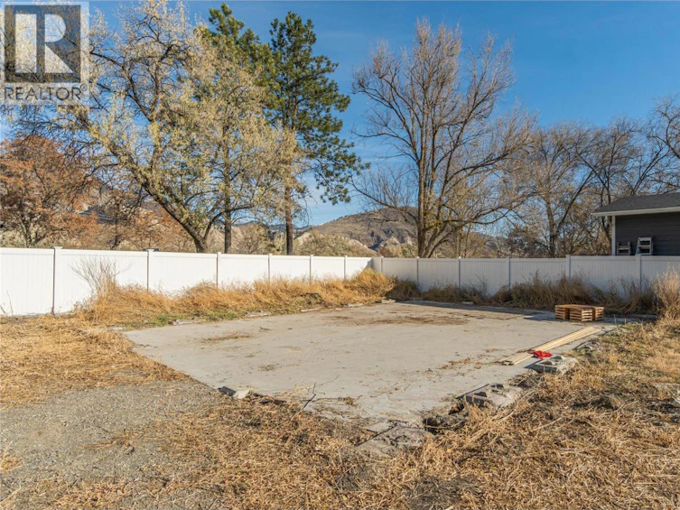 5764 Todd Hill Crescent, Kamloops, BC, V2C 4X8 - 16