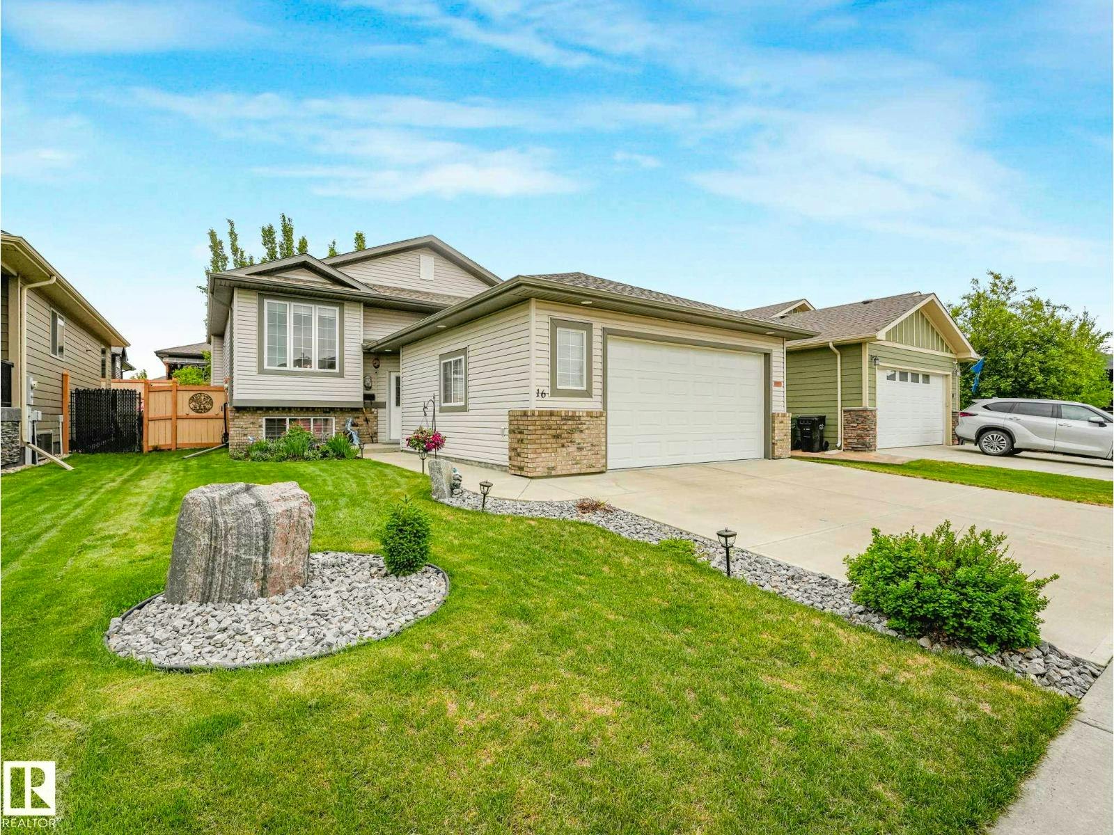16 Wade Avenue, Leduc, AB, T9E 0N8