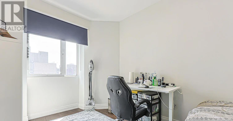 610-555 Yonge Street, Toronto, ON, M4Y 1Y7 - 14