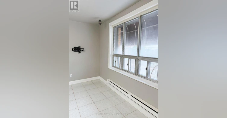 2A-348 Main Street N, Markham, ON, L3P 1Z1 - 3