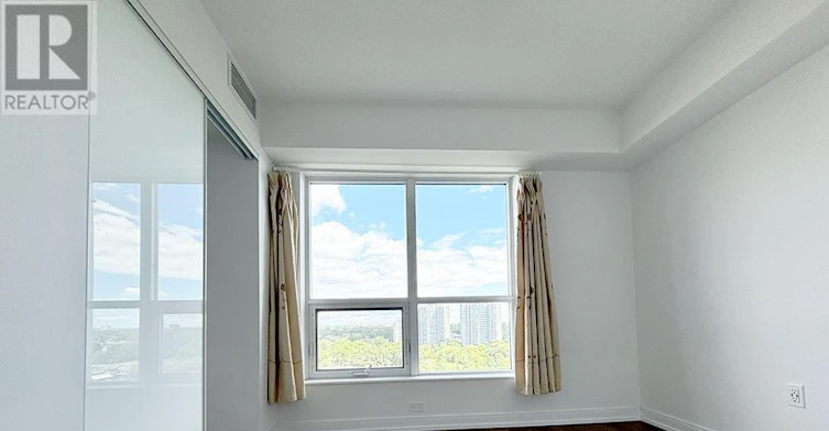 1222-275 Village Green Square, Toronto, ON, M1S 0L8 - 12