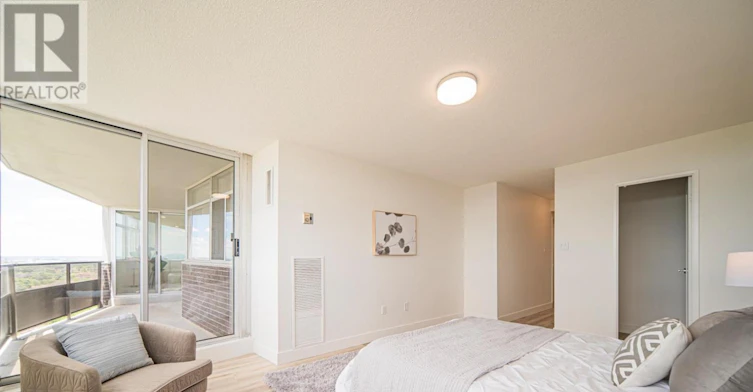 1901-3151 Bridletowne Circle, Toronto, ON, M1W 2T1 - 12