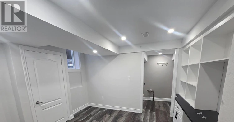 BSMT-5403 Langford Road, Burlington, ON, L7L 7M6 - 5