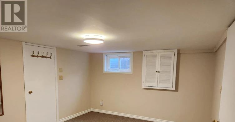 LOWER-100 Larchwood Circle, Welland, ON, L3C 6T3 - 11