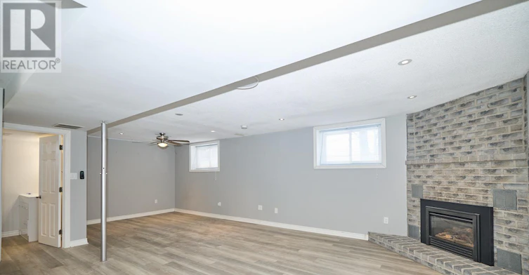LOWER-100 Larchwood Circle, Welland, ON, L3C 6T3 - 2