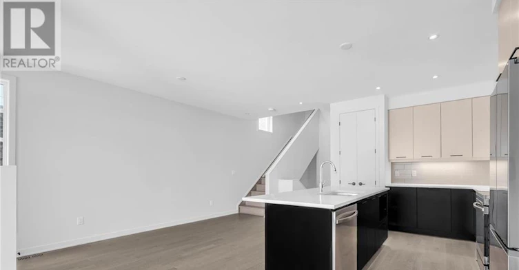 254 Shuttleworth Drive, Ottawa, ON, K1T 0T4 - 12