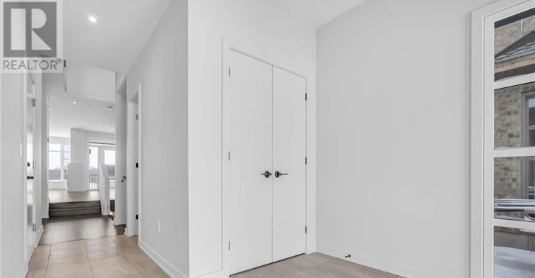 254 Shuttleworth Drive, Ottawa, ON, K1T 0T4 - 4