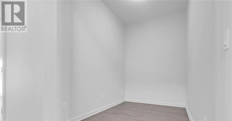 254 Shuttleworth Drive, Ottawa, ON, K1T 0T4 - 6