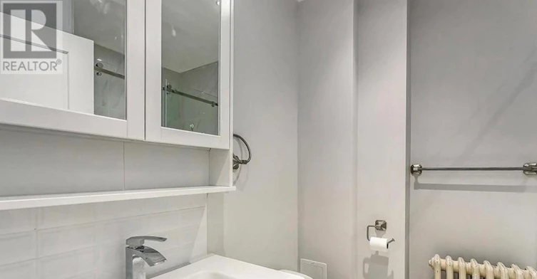 2-237 Lakeshore Road E, Mississauga, ON, L5G 1G8 - 10