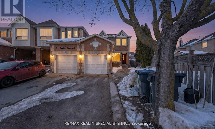 3 Mullis Crescent