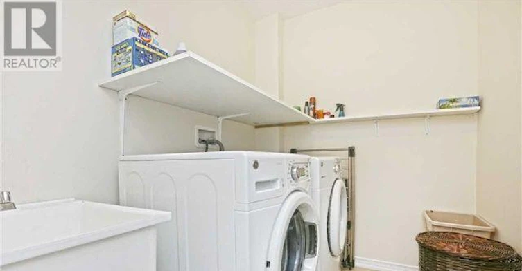 UPPER LEVEL-92 Golden Springs Drive, Brampton, ON, L7A 0C7 - 13