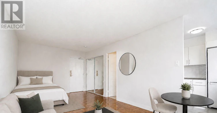 2405-33 Isabella Street, Toronto, ON, M4Y 2P7