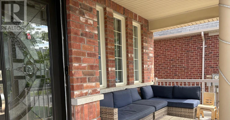 16 Twin Falls Road, Brampton, ON, L6Y 0V4 - 3