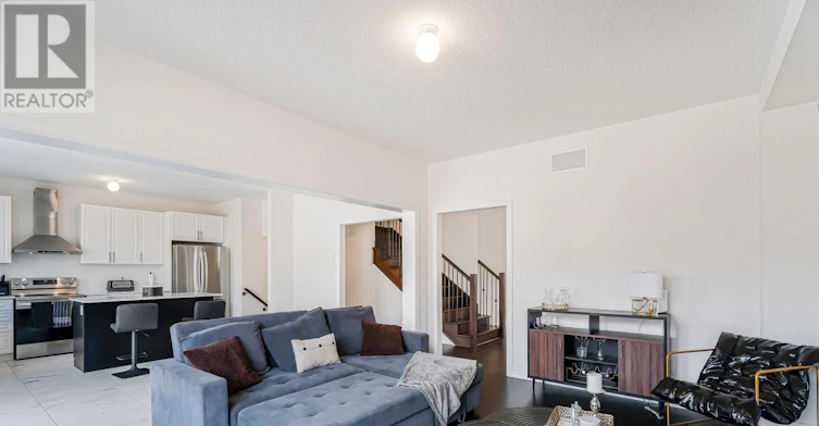 1473 Davis Loop, Innisfil, ON, L0L 1W0 - 3