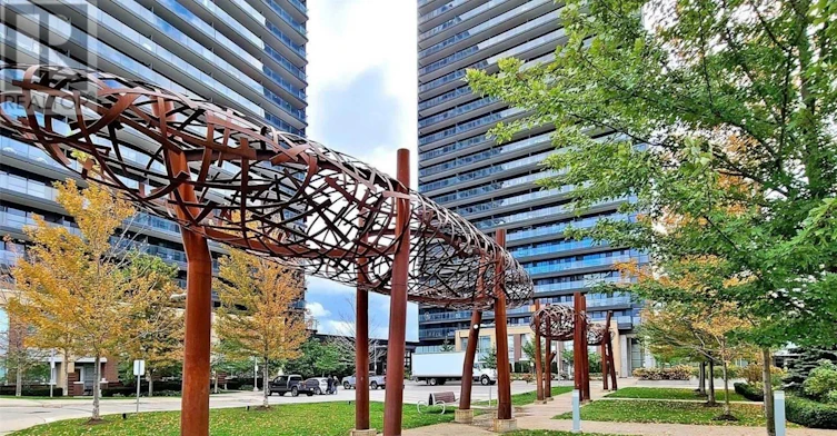 309-29 Singer Court, Toronto, ON, M2K 0B3 - 2
