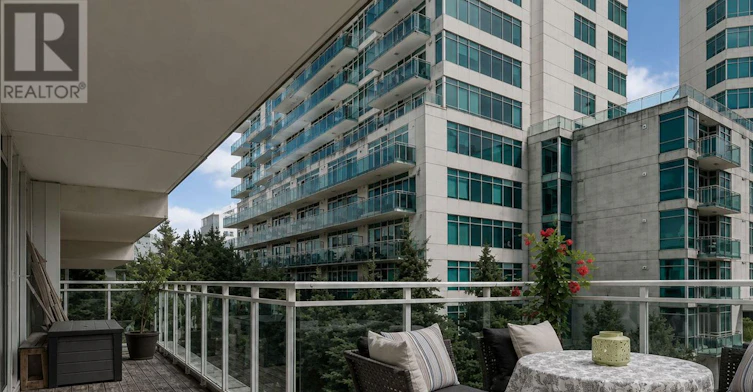 205-2067 Lake Shore Boulevard W, Toronto, ON, M8V 4B8 - 11