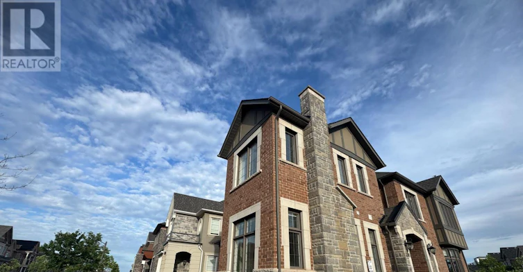 3345 Erasmum Street, Oakville, ON, L6M 0T1 - 2