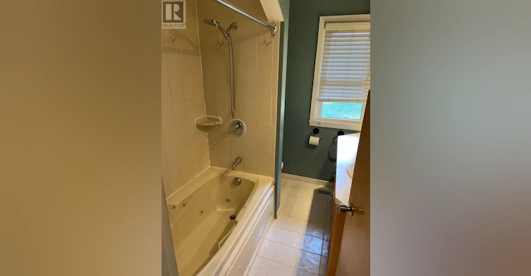 123 Seneca Drive, Hamilton, ON, L9G 3B7 - 19