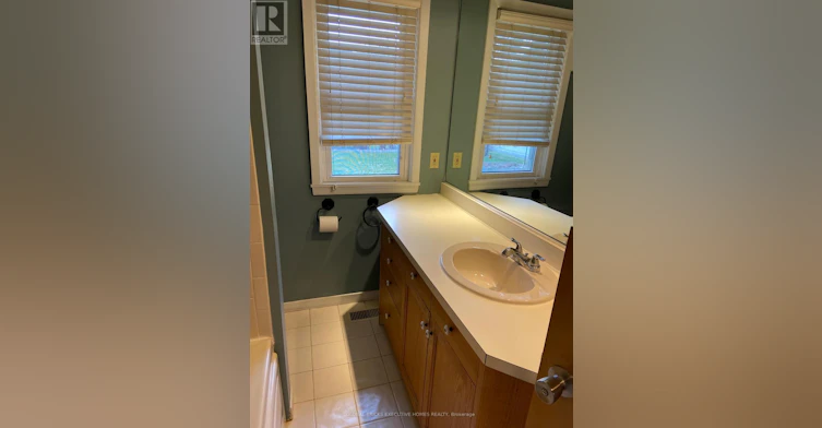 123 Seneca Drive, Hamilton, ON, L9G 3B7 - 28